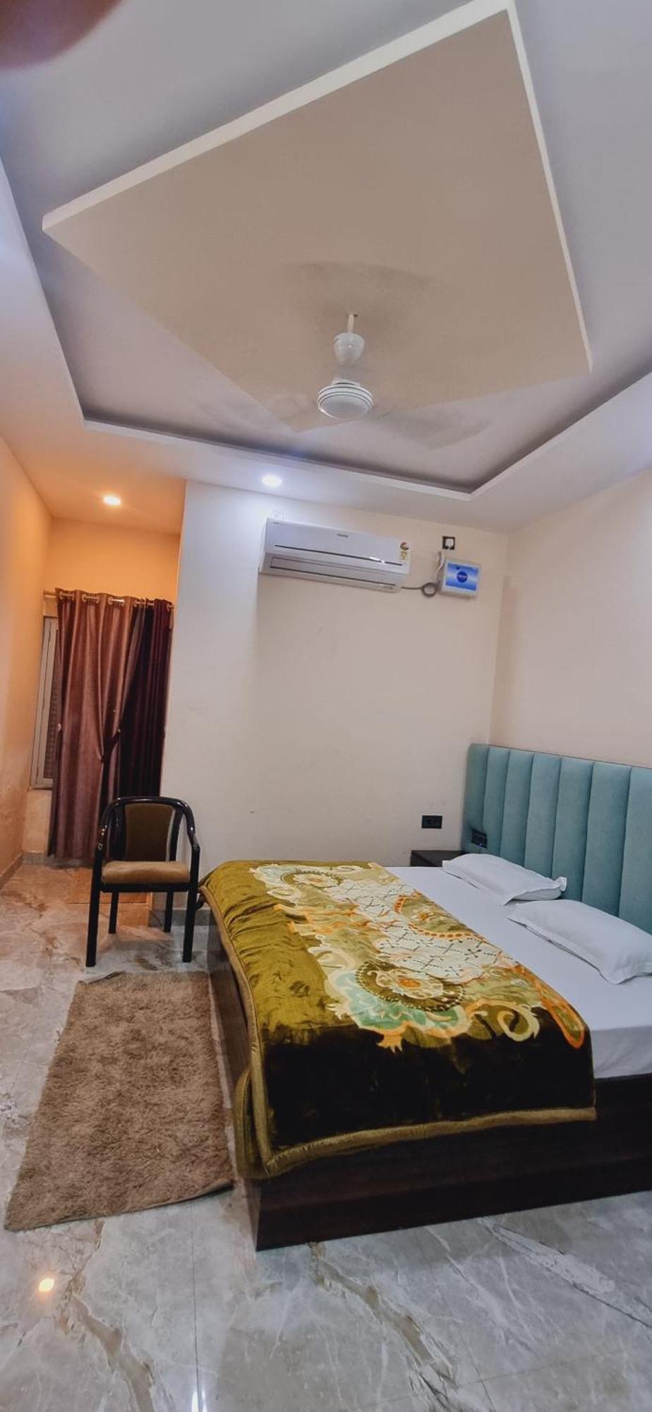 Surya Palace Ayodhya Kültér fotó